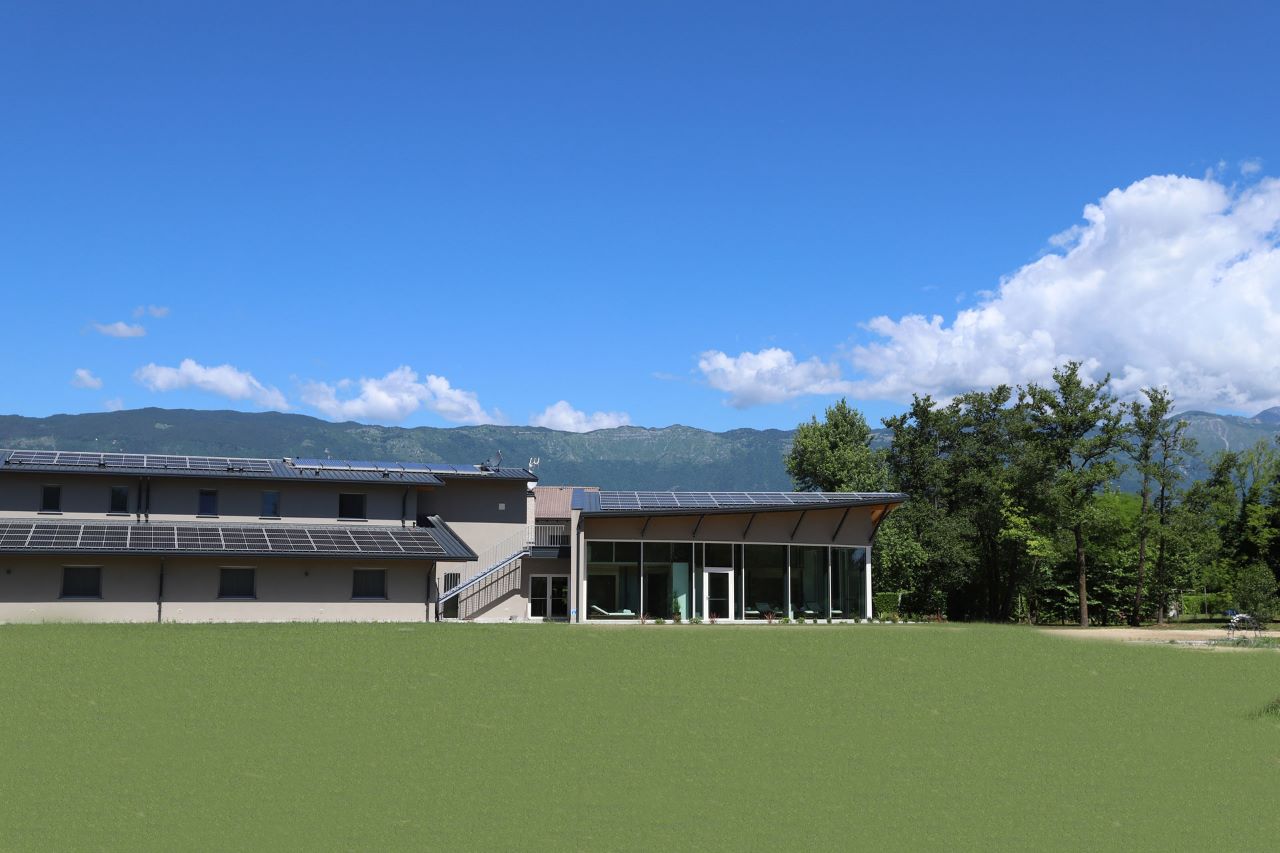 IMPIANTO FOTOVOLTAICO Hotel Luna a Fontanafredda Pordenone